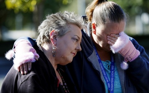 San Bernardino remembers the victims of mass shooting - ảnh 1